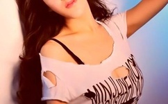 隔着睡衣吃你的小尖尖作文季柠